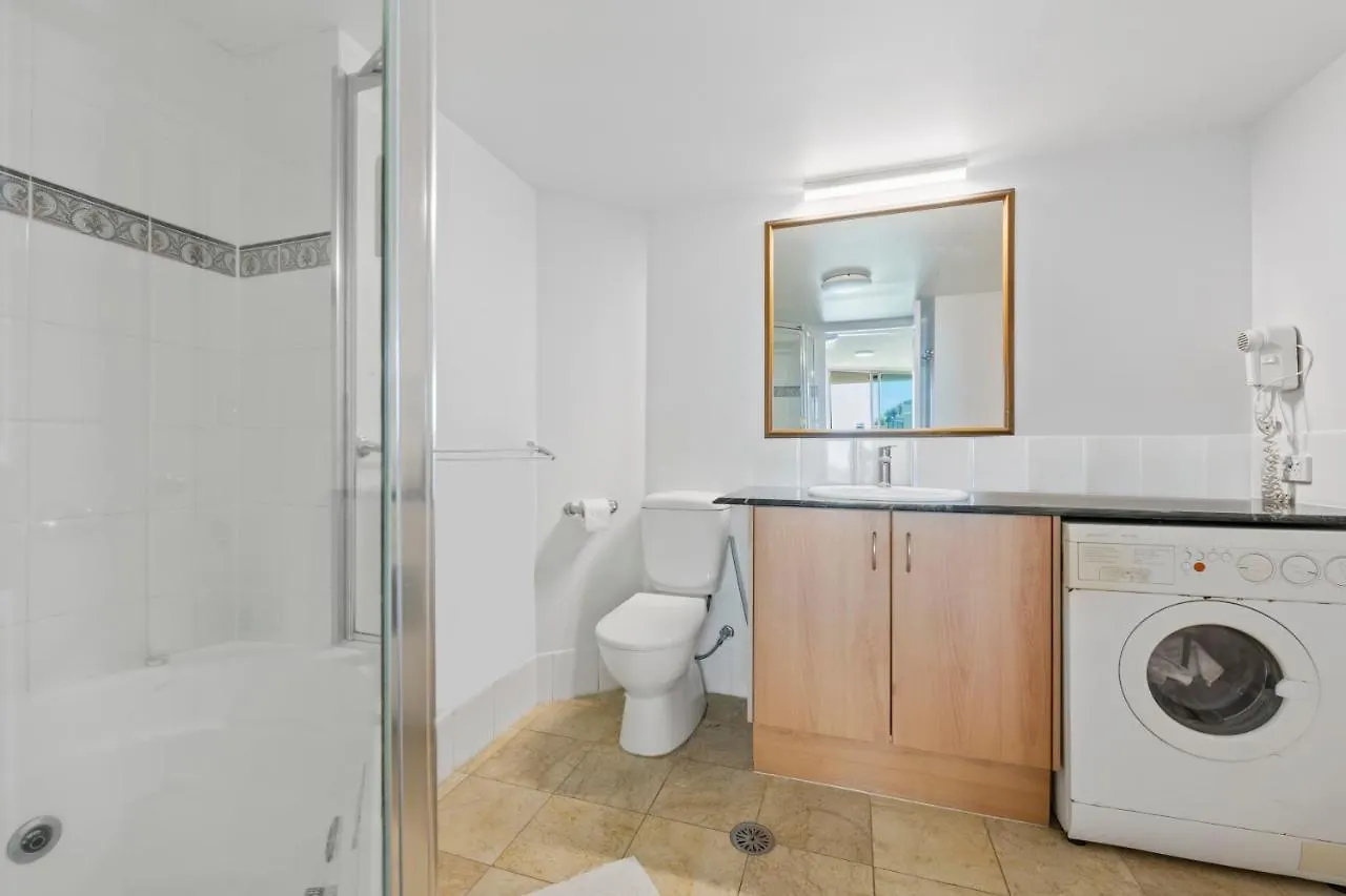 Top Floor Beachside Apartment In The Heart Of Mooloolaba Australia